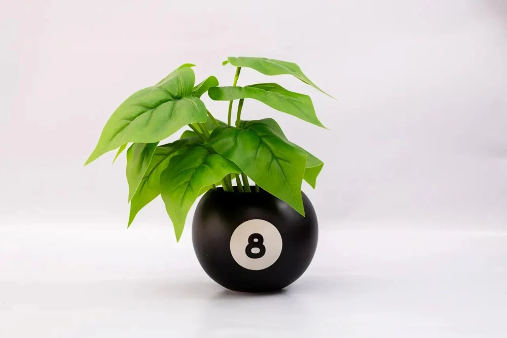 8 Ball Vase - Image 2