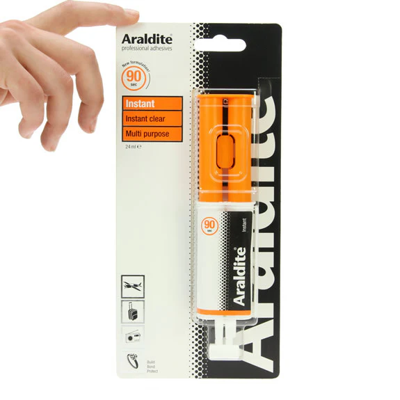 Araldite Instant Syringe 24ml - Image 2