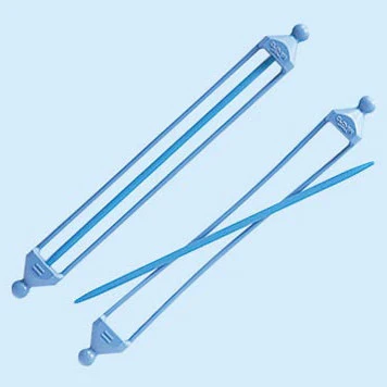 Clover Small Double Ended Stitch Holder - Image 2