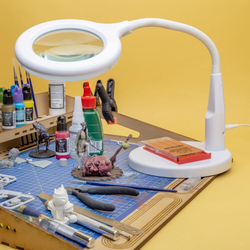 Compact LED Desk Magnifier Lamp - Image 3