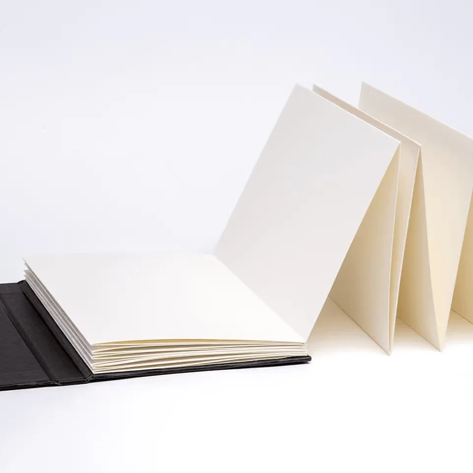 Fabriano Leporello Travel Book - Image 2