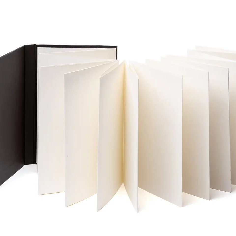 Fabriano Leporello Travel Book - Image 3