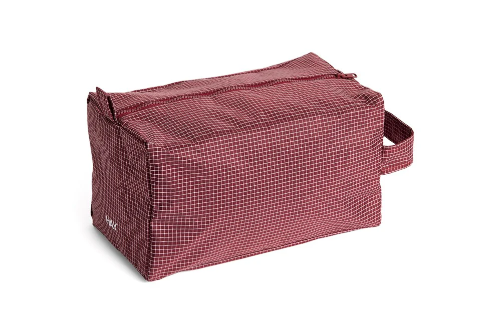 Grid Washbag Medium - Image 3
