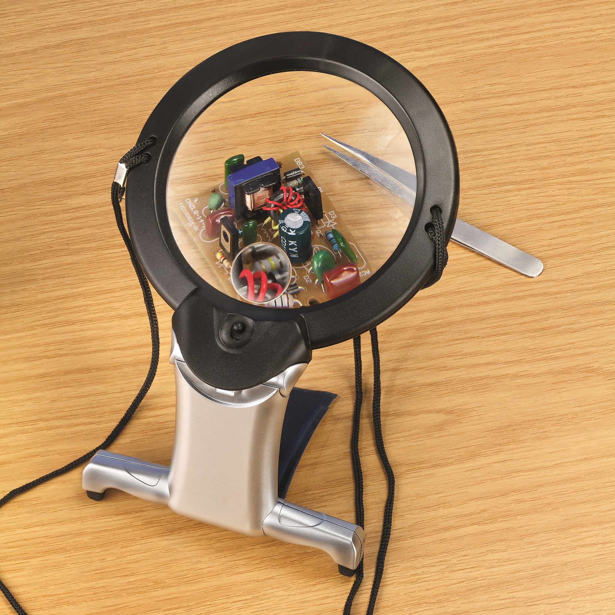 Led Neck & Desk Magnifier 2X (Inbuilt 6X Mini Lens) - Image 3