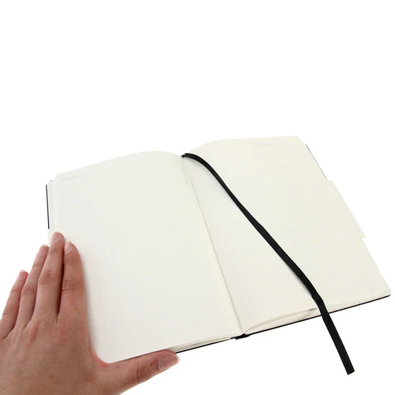 Leuchtturm 1917 Classic Black Hardcover Medium Notebook Squared - Image 4