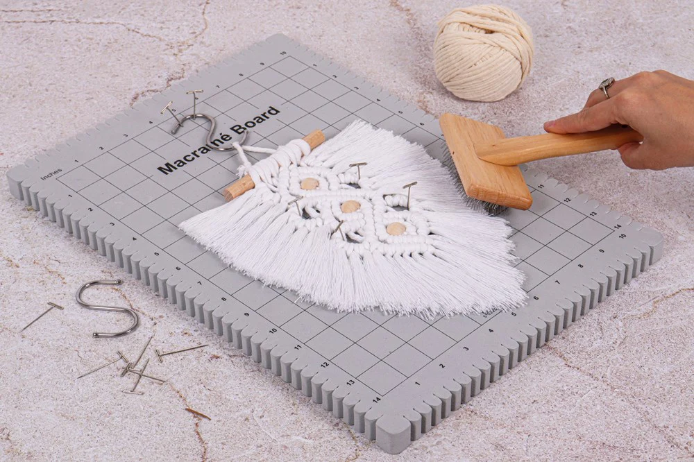 Macrame Brush - Image 2