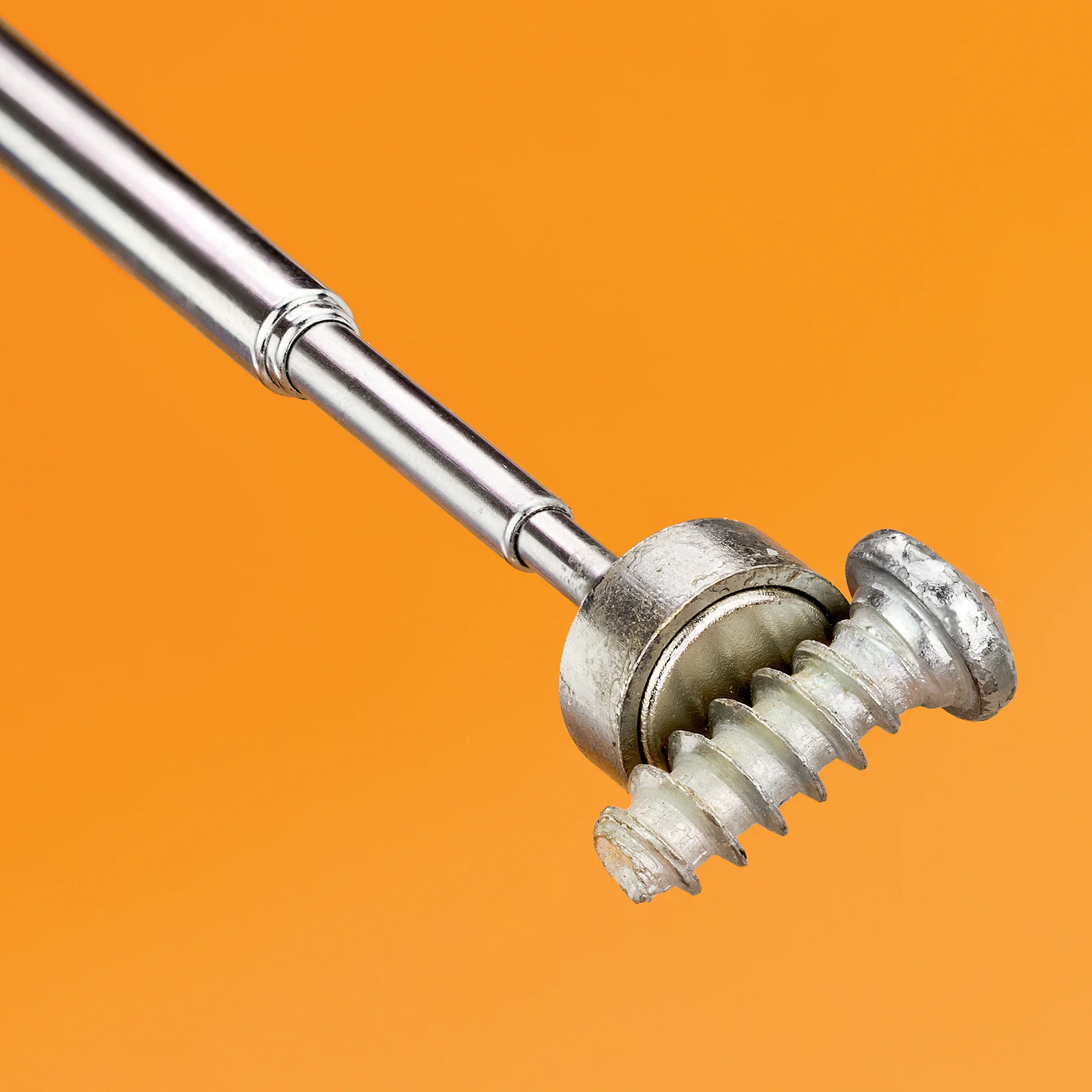 Magnetic Telescopic Pick Up Tool - Image 2