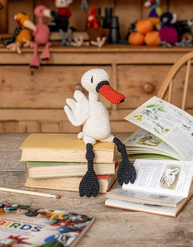 Margot the Swan Kit - Image 2