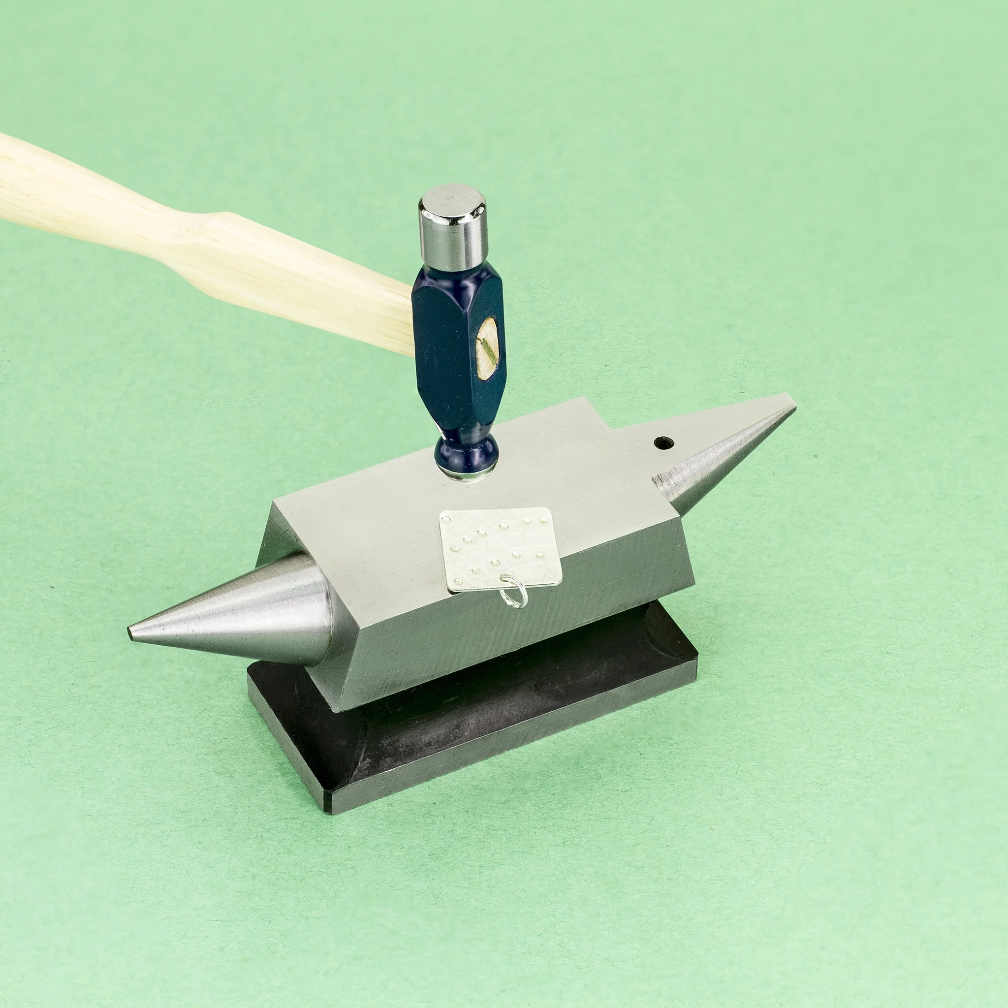 Modelcraft Mini Anvil - Image 2