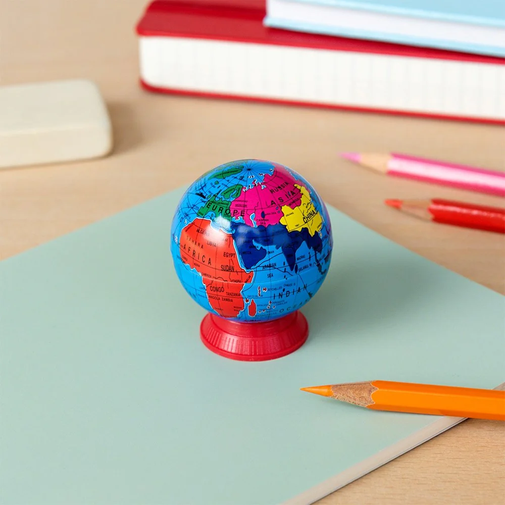 Pencil sharpener - World globe - Image 2