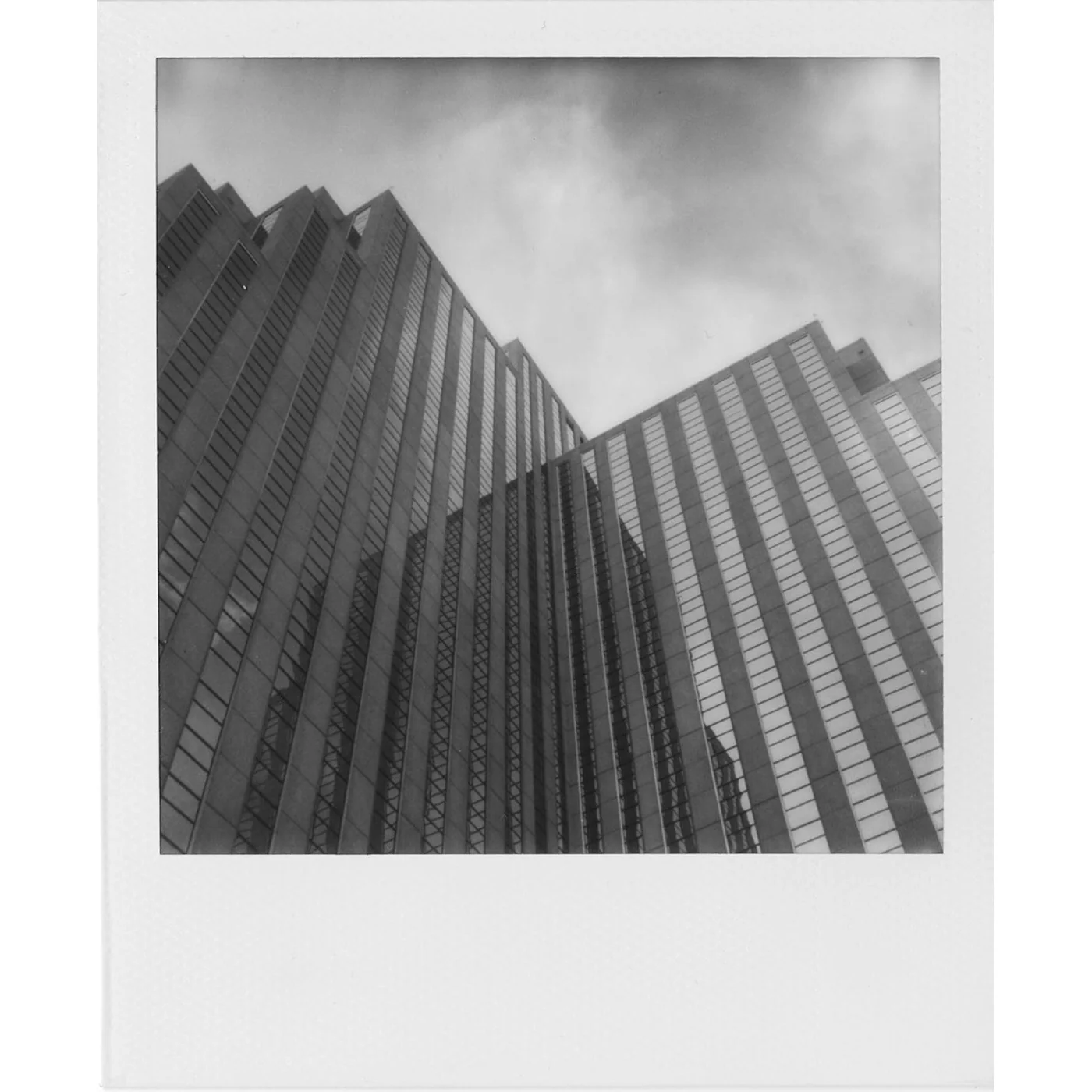 Polaroid Originals SX-70 Film - Image 5