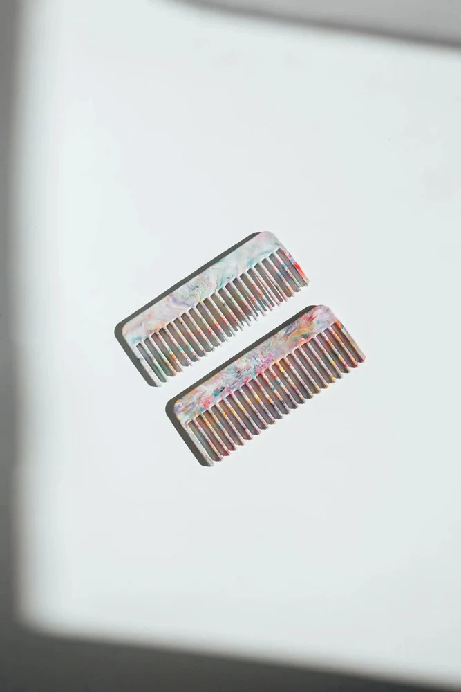 Recycled Plastic Comb Lori-El - Image 3