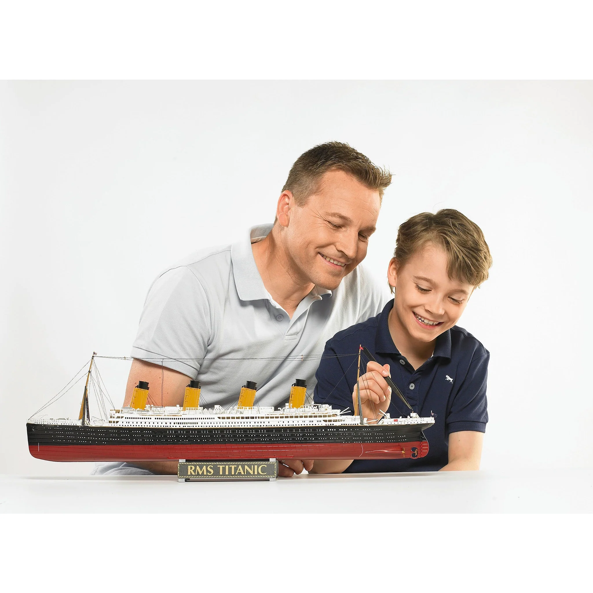 Revell - 100 Years Titanic (Spec.Edition) - Image 4