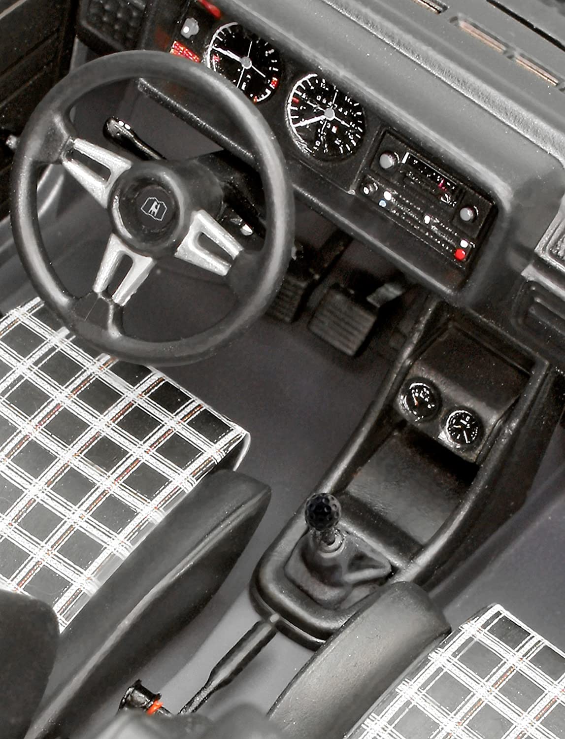 Revell - Volkswagen Golf 1 GTI - Image 10