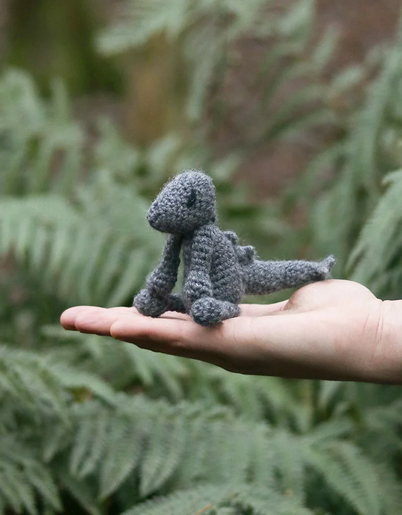 Mini Stanley the Stegosaurus Kit - Image 2