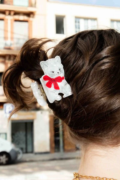 Vintage Cat Hair Claw - Image 2