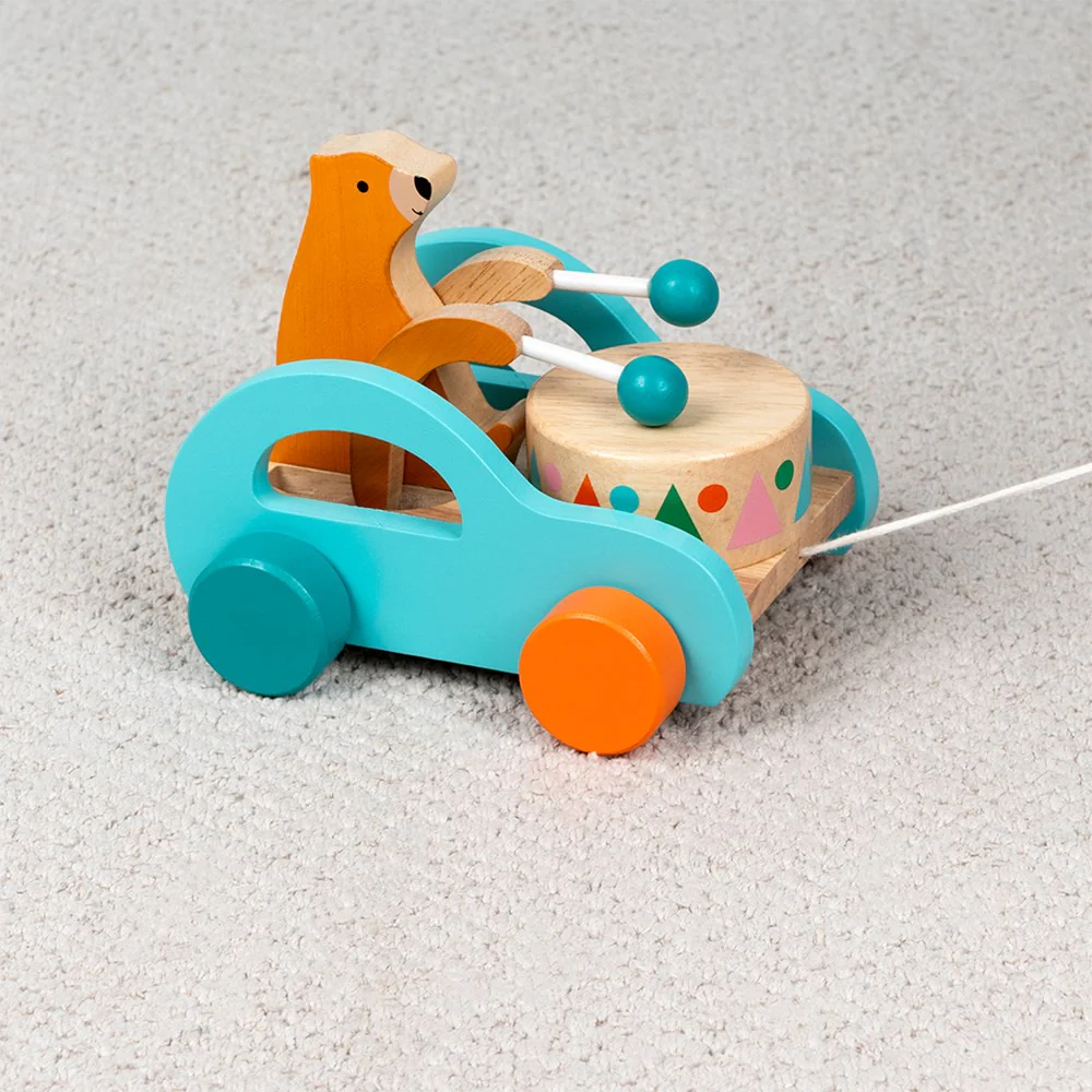 Wooden pull along toy - Drumming bear - Image 2