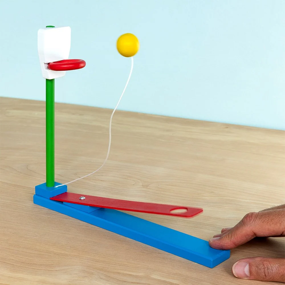 Wooden tabletop basketball game - Image 3